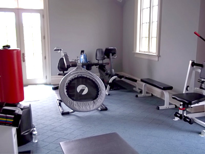 Home Gym with equipment